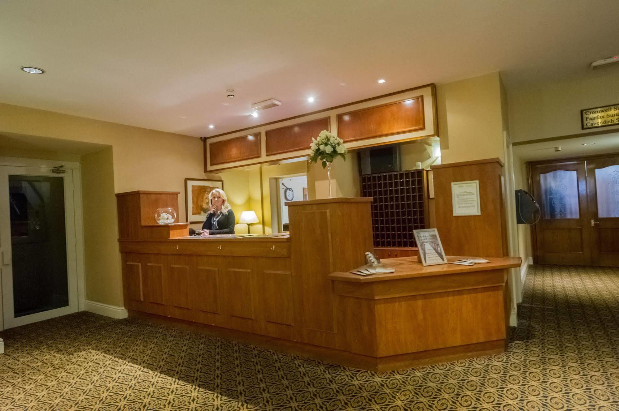 Gomersal Park Hotel & Dream Spa Buitenkant foto